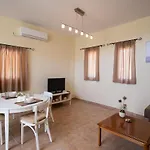 Modern 15 Mins From The Town Of Lefkas Lazaráta
