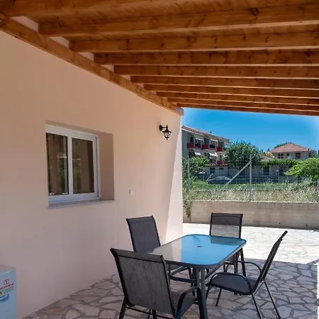 شقة Modern 15 Mins From The Town Of Lefkas Lazaráta